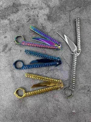 Balisong Karambit Eagle Claw Variation Schleudermesser Farbe Titanium Edition