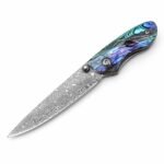 Baobei ist ein großes Damastmesser mit einem kleinen drehbaren Klappmesser