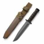Integriertes M10-Kielmesser mit feststehender Klinge